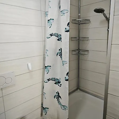 Gruenes Idyll Im Herzen Koelns * ケルン