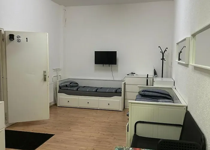 Gruenes Idyll Im Herzen Koelns Homestay Cologne